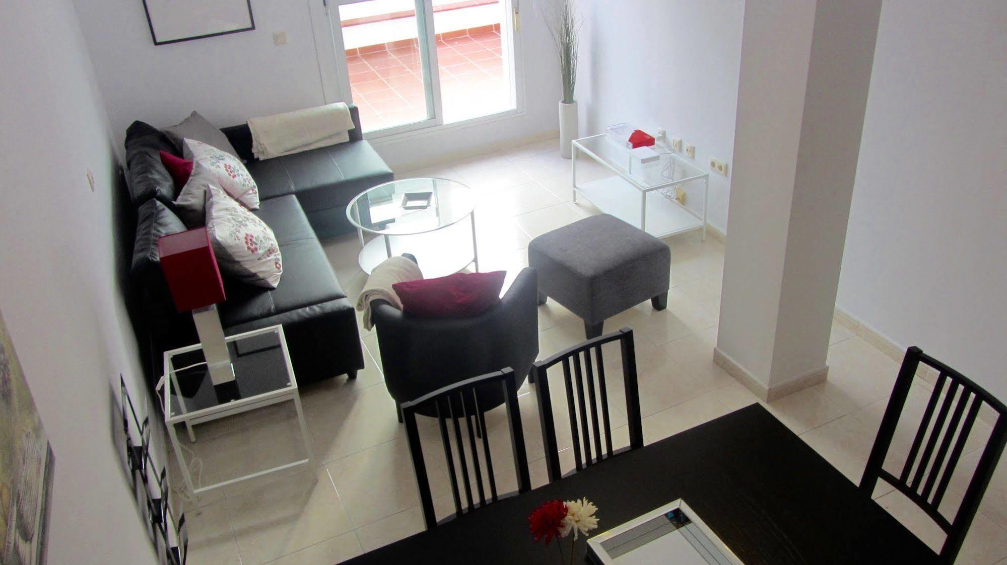 Apartamentos Decada Málaga Esterno foto