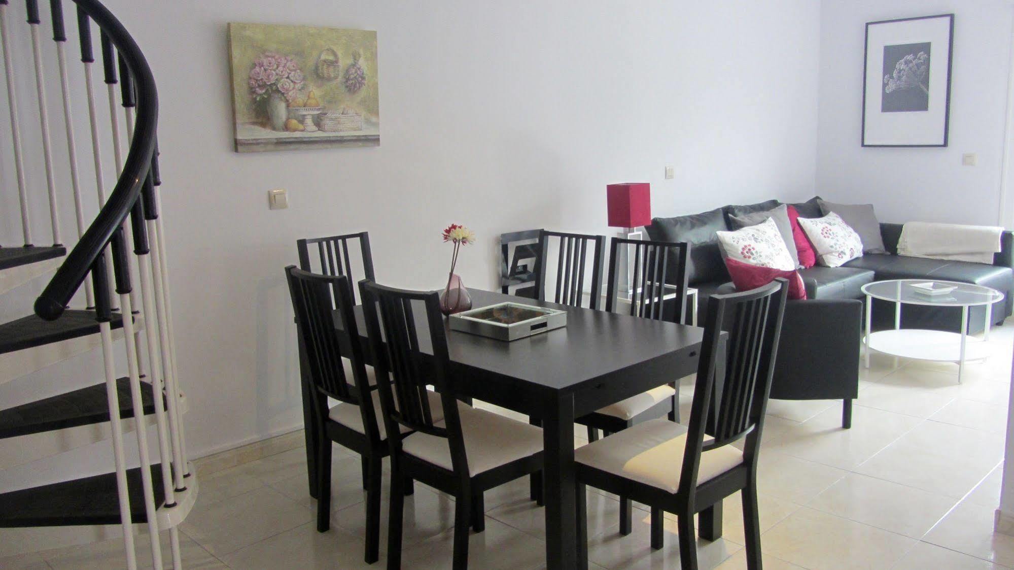 Apartamentos Decada Málaga Esterno foto